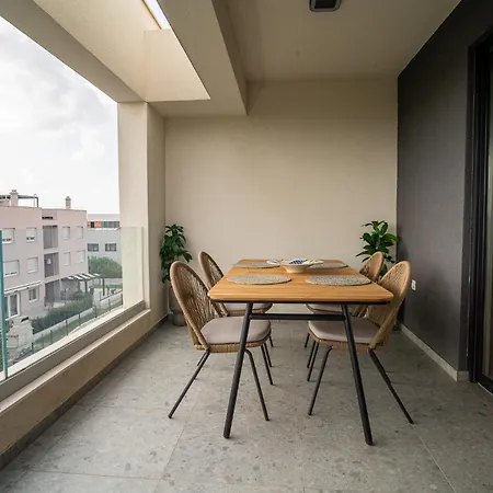דירה California By Belmont Realty