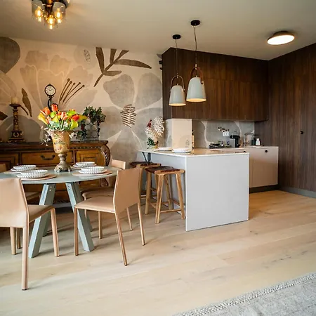 California By Belmont Realty Appartement