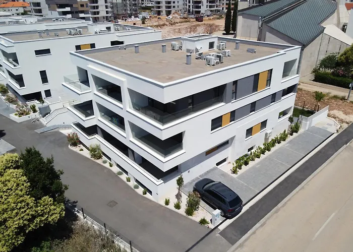 California By Belmont Realty דירה *