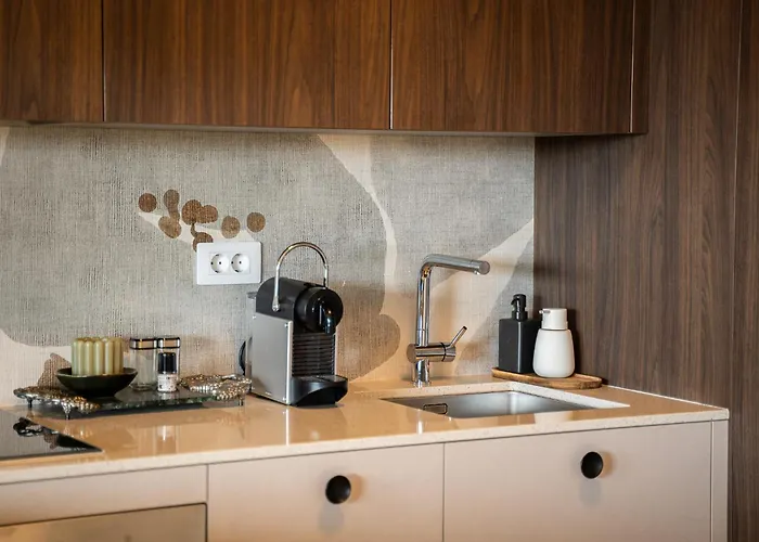 דירה California By Belmont Realty *