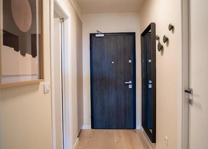 דירה California By Belmont Realty *