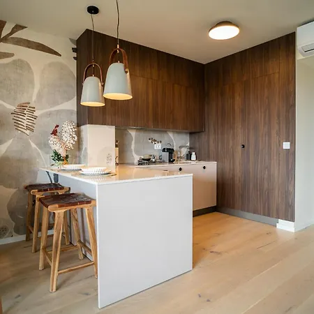 California By Belmont Realty Apartament *